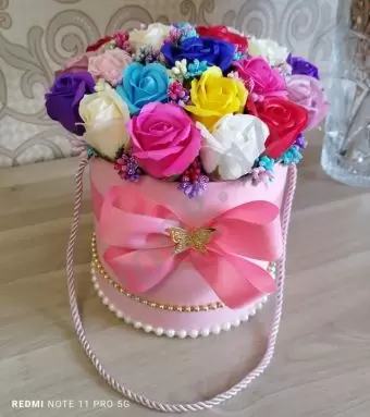 Gül buketleri