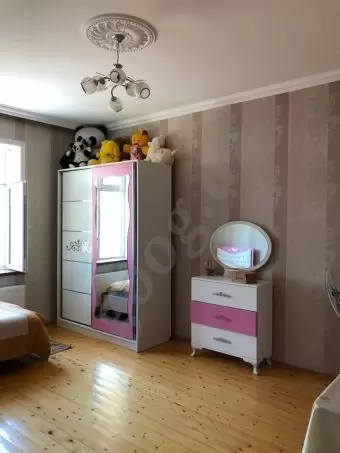 MASAZIR QƏSƏBƏSİ QAZLI KUPÇALI TAMTƏMİRLİ DÖVLƏT İPOTEKASINA YARARLI YENİ TİKİLİ HƏYƏT EVİ SATILIR