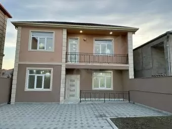 MASAZIR QƏSƏBƏSİ 2 MƏRTƏBƏLİ KUPÇALI HƏYƏT EVİ SATILIR