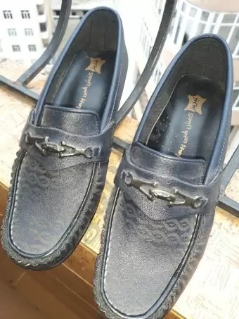 Orta yaşlı xanım üçün ayaqqabı