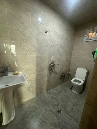 MASAZIR QƏSƏBƏSİ TAMTƏMİRLİ HƏYƏT EVİ SATILIR