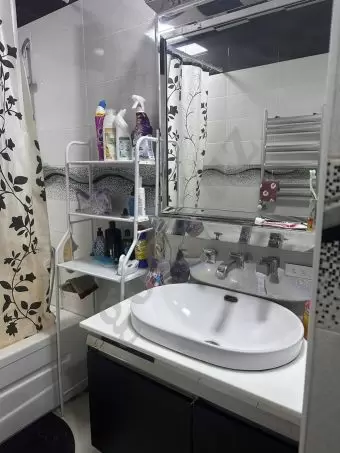 MASAZIR QURTULUŞ 93DƏ TAMTƏMİRLİ KUPÇALI MƏNZİL SATILIR